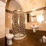 Ta' Rozi 5 Bedroom With Private Pool *
