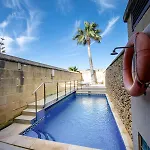 Ta' Rozi 5 Bedroom With Private Pool Hébergement de vacances Għarb