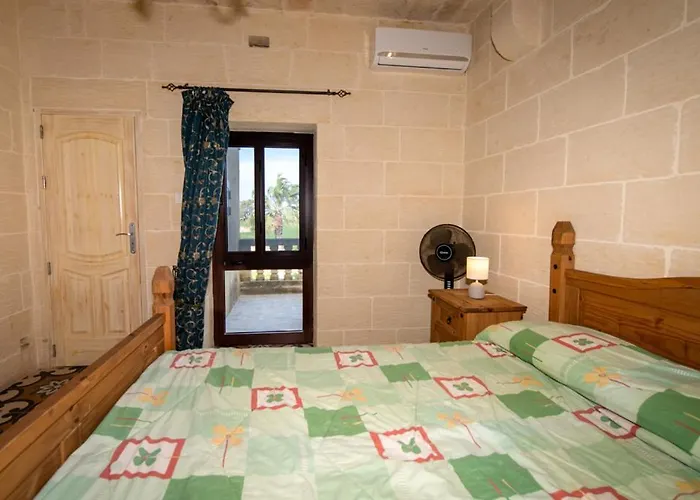 Tatil Evi Ta' Rozi 5 Bedroom With Private Pool